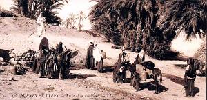 2975- Algerie - Scene de Vie - Leila et la Fontaine2